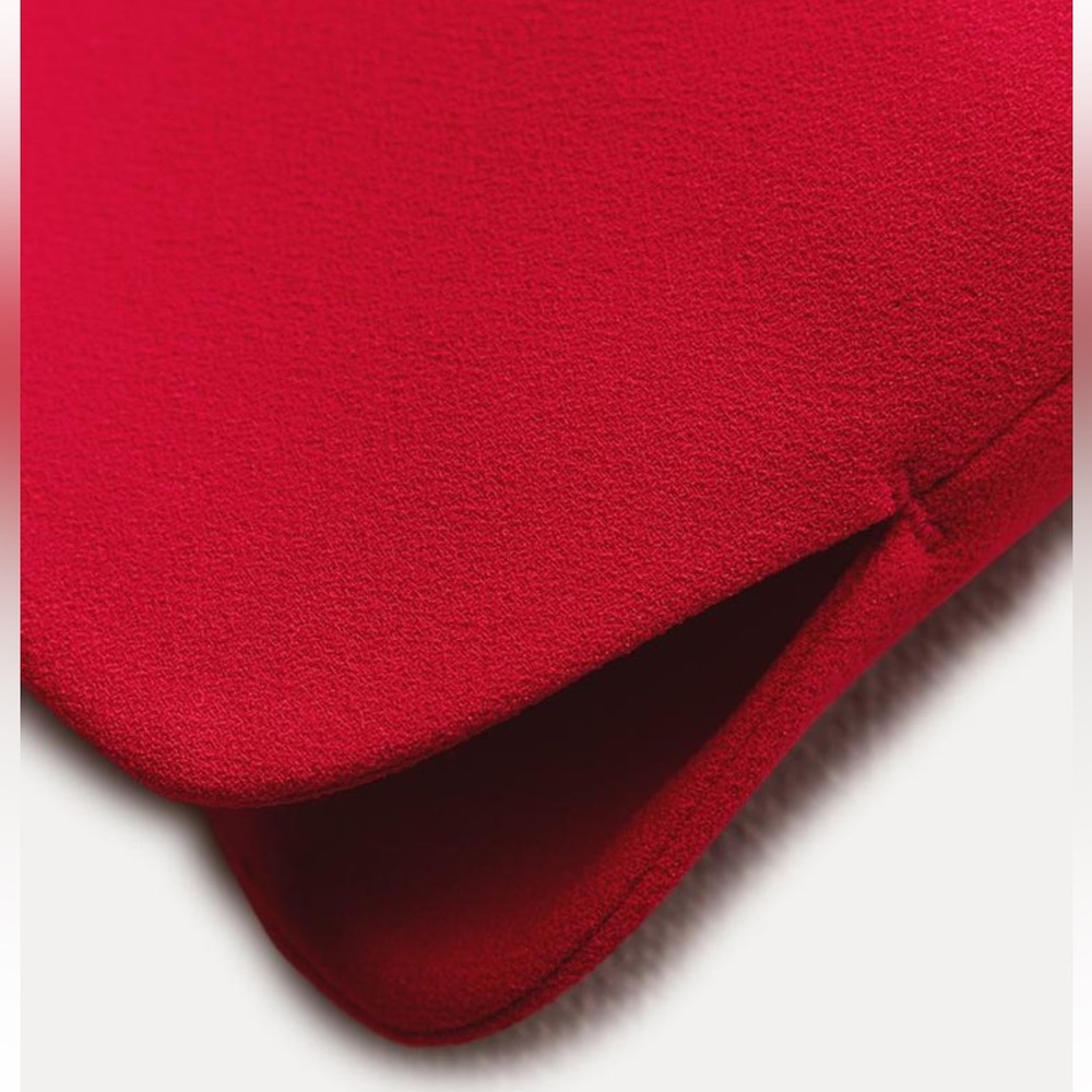 🎈SALE 🎈 ZARA WOMAN COLLECTION Sleeveless vest top with round neck. - Picture 4 of 10